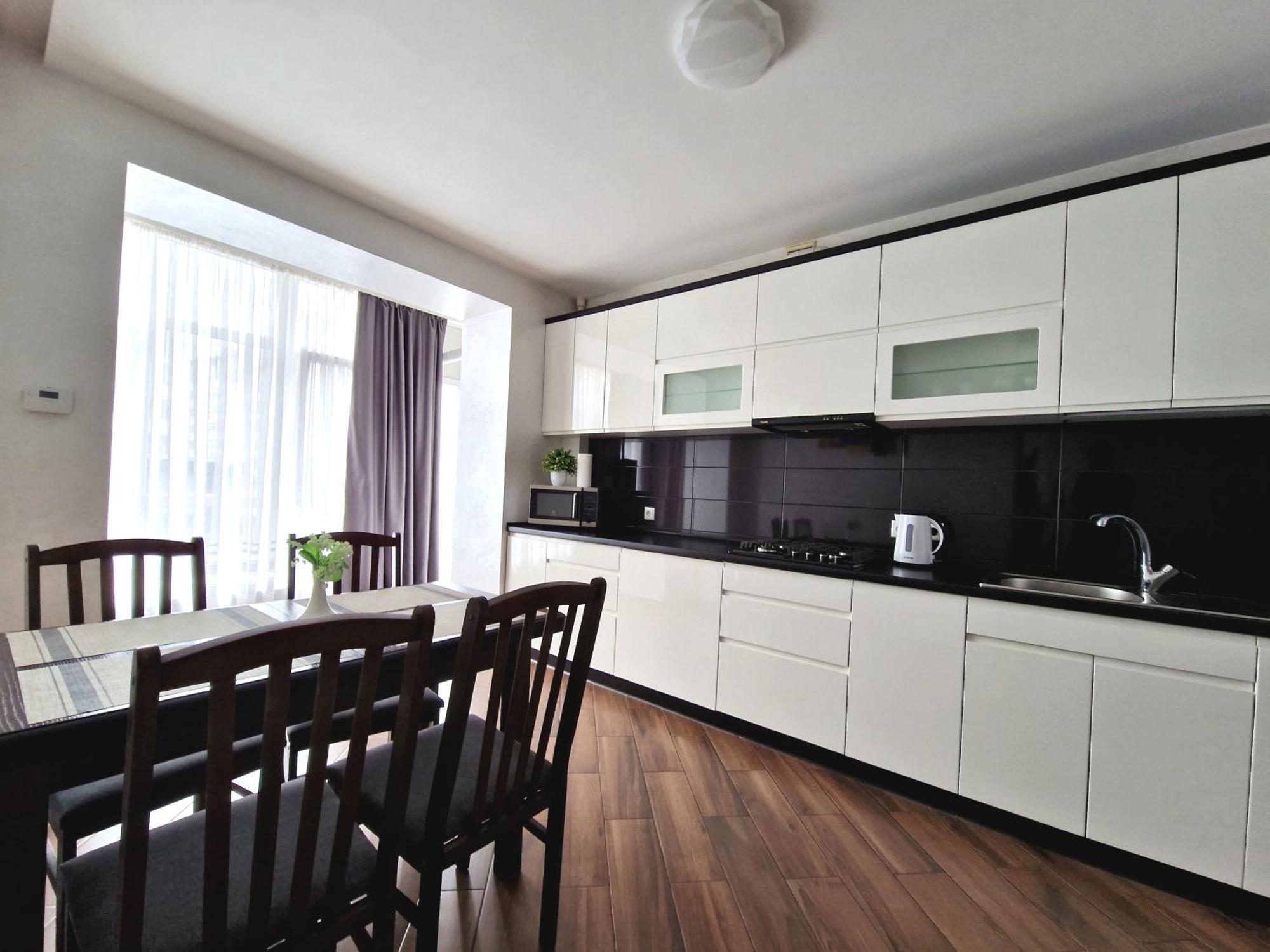 Luxury Apart Ivano-Frankivsk Esterno foto
